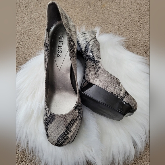 Guess Gwynn Snake Print Platform Heels - Picture 6 of 8